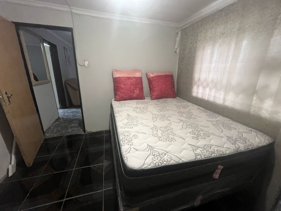 2 Bedroom Property for Sale in Kwazakhele Eastern Cape
